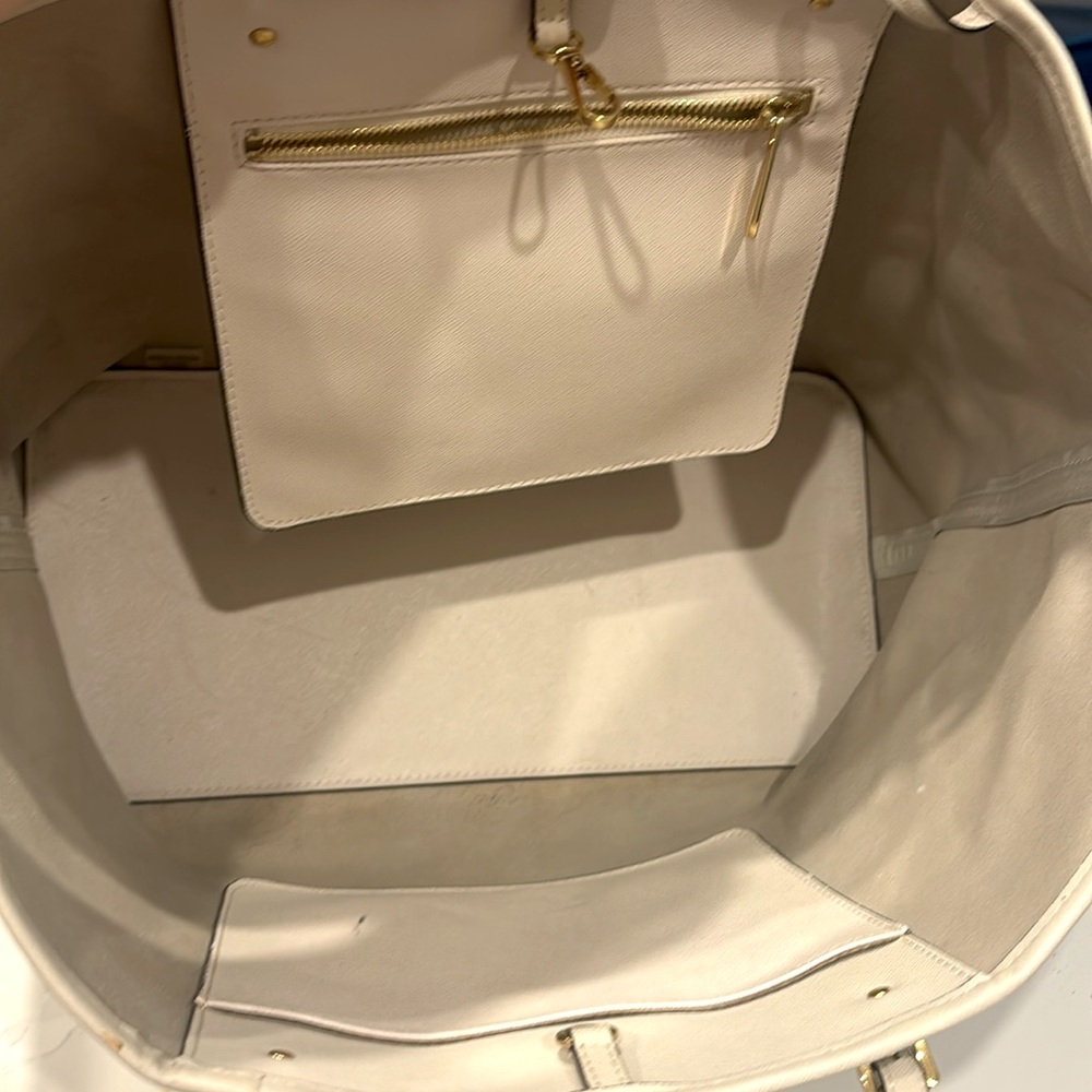 Michael Kors Tote Bag Taupe - Picture 5 of 9